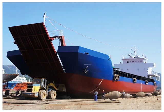 LCT 바지선 디스플레이-3